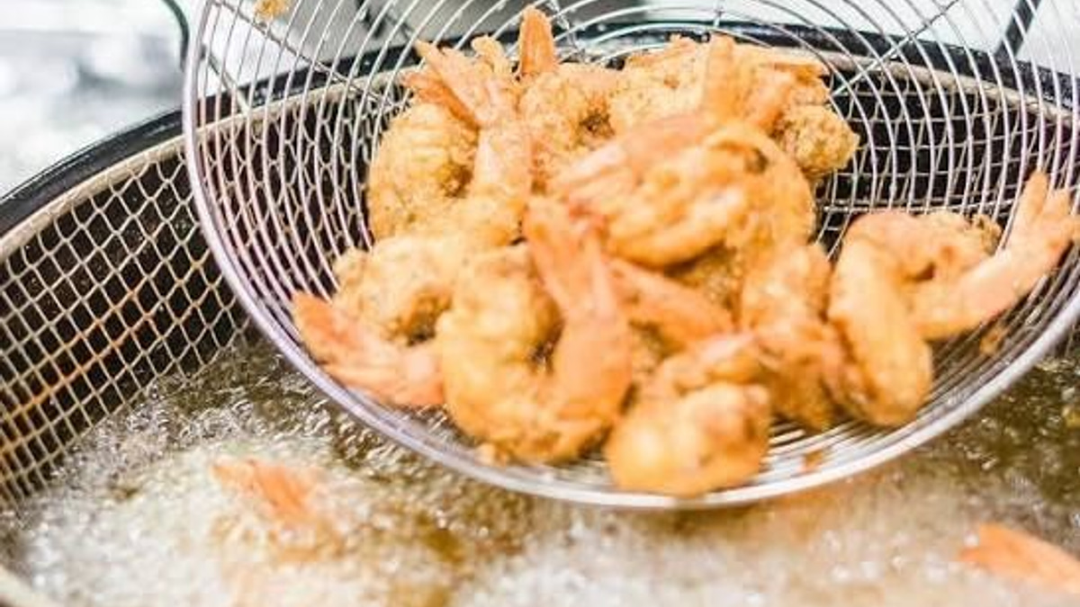 Taiwan Charges 15 People, Four Firms in Tainted Cooking Oil Scandal