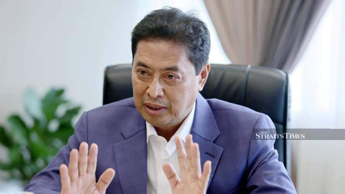 Azam Denies Knowledge of RM178 Million Contract Awarded to Brother's Firm
