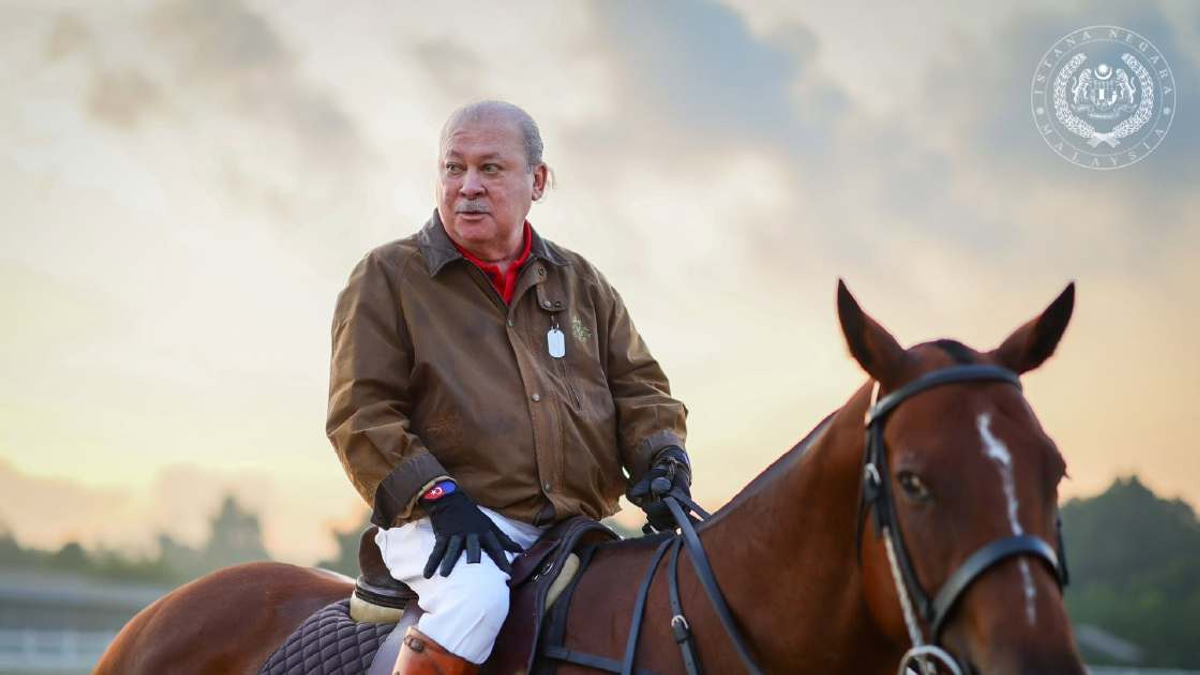 Sultan Ibrahim Continues Morning Equestrian Routine at Royal Johor Polo Club