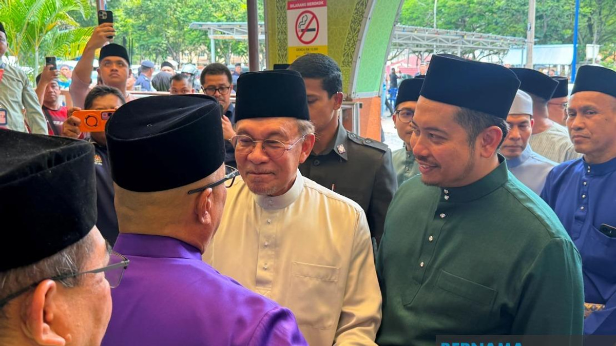 Azam Baki's NFCC Role Independent of Former MACC Position, Says Anwar