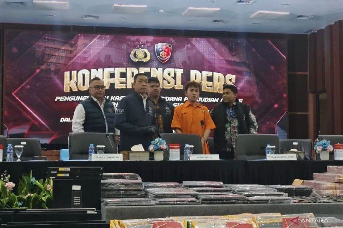 Chinese fugitive arrested at Jakarta airport over international online scam operations