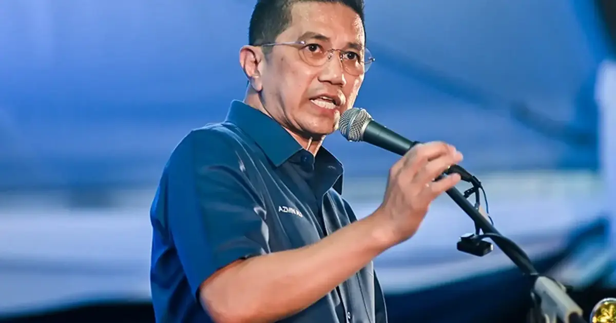 Azmin Ali Positioned as Potential Bersatu-Pakatan Harapan Liaison Amid Leadership Speculation