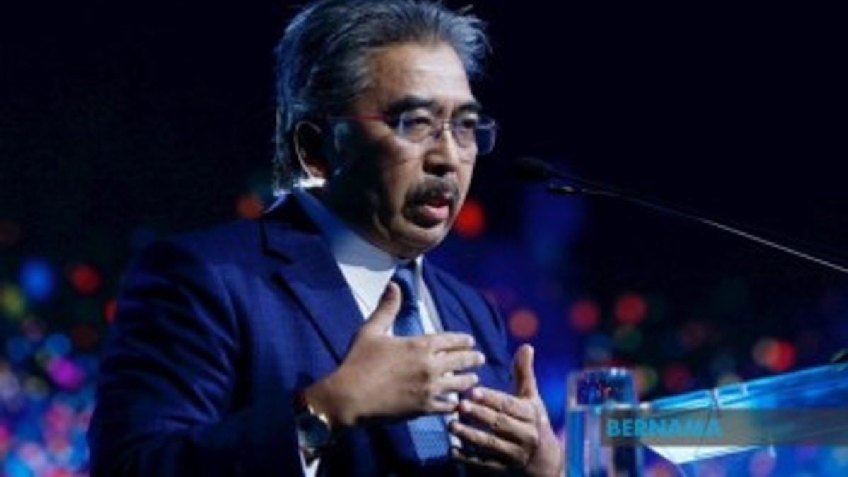 Malaysia Weighs EV Levy Options to Fund Charging Network While Managing Public Costs
