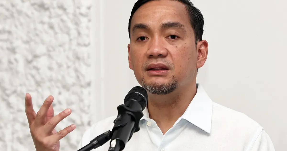 Johor MB Should Defend Record, Not Royal Institution, Says Analyst