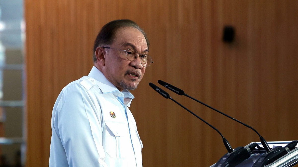 Anwar Rejects Allegations of Unequal Federal Development Spending Across States