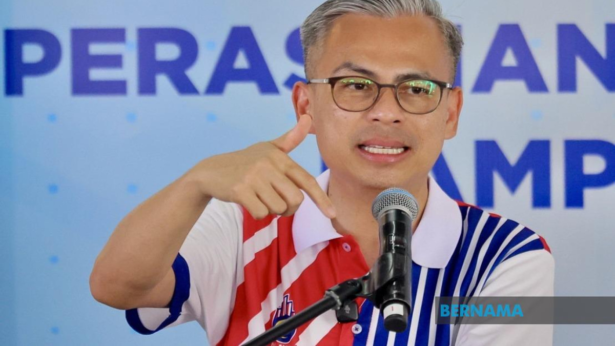 Fahmi Condemns Impersonation of PH's Endau Candidate via Fake WhatsApp Account