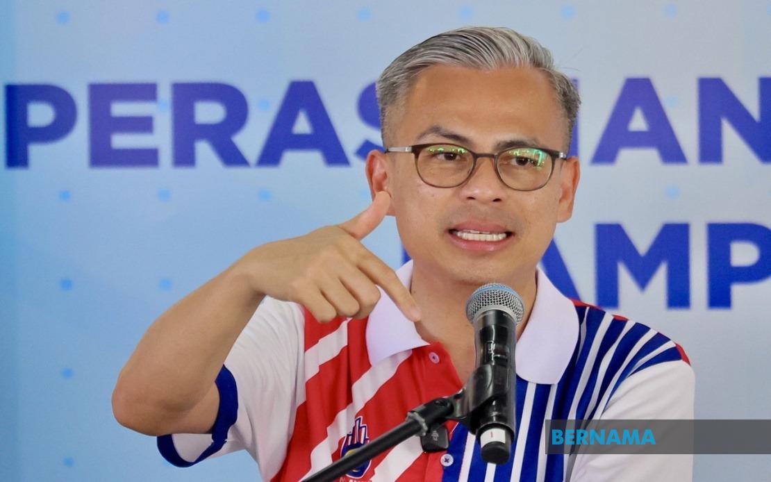 Fahmi Condemns Impersonation of PH's Endau Candidate via Fake WhatsApp Account