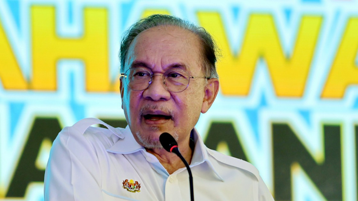 Anwar makes final pitch to Negri Sembilan voters on TikTok as campaign clock winds down