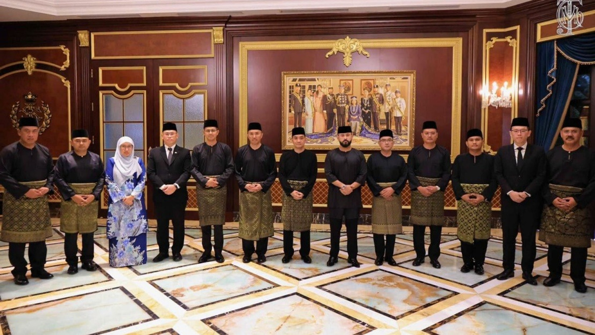 Ten Johor Assemblymen Sworn In As State Exco Members
