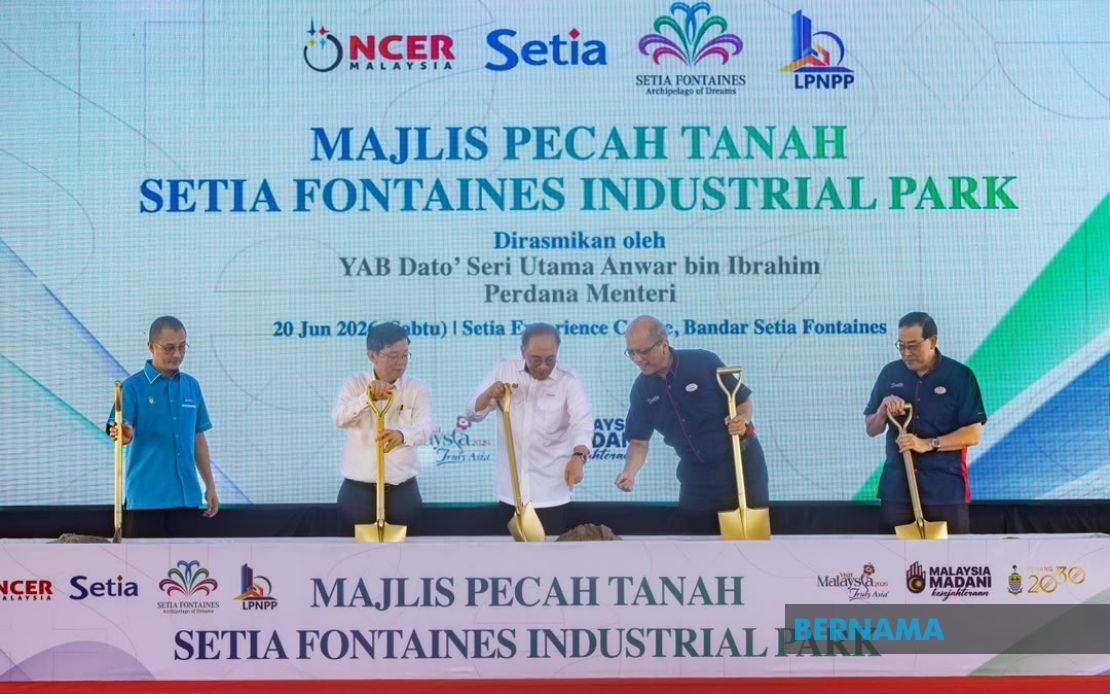 Development Must Benefit All Income Groups, Anwar Insists at Industrial Park Launch