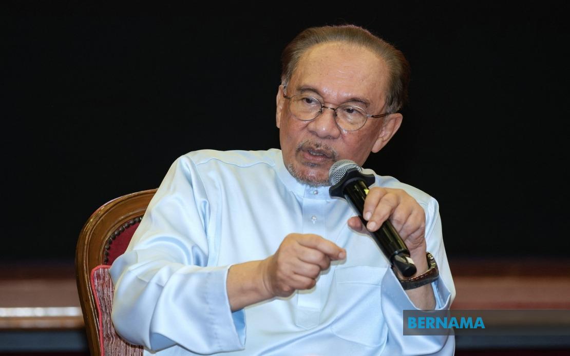 Anwar Escalates Felda Crisis To Prabowo As RM2.5 Billion Indonesia Investment Hangs In Court