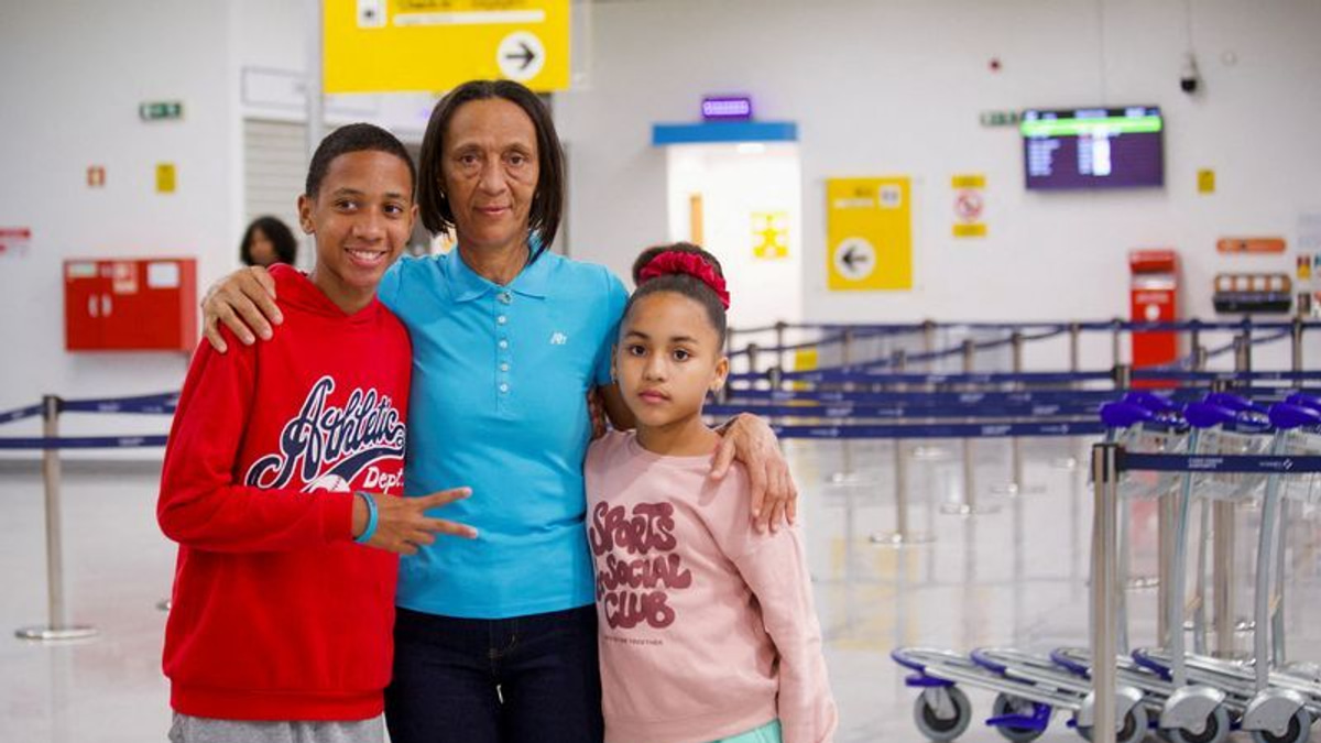 Cape Verde goalkeeper Vozinha's mother granted US visa to watch World Cup match