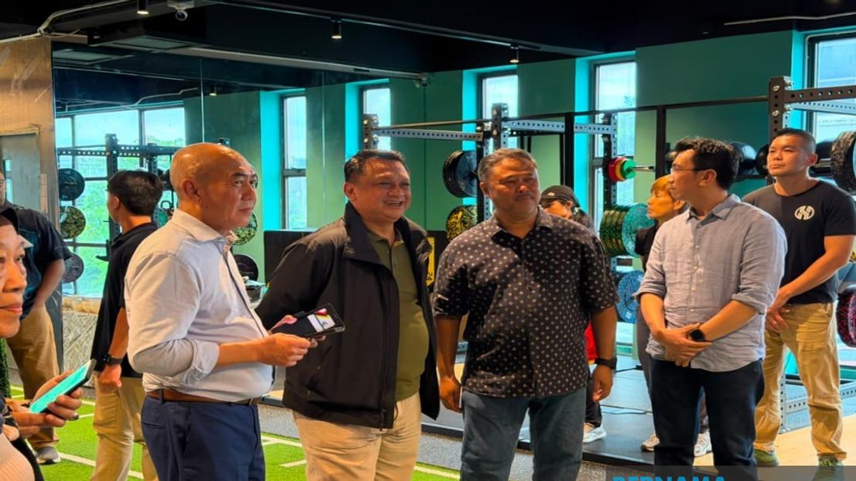 Strength Training Key to Preventing Falls Among Malaysia's Elderly, Says Dr Adibah